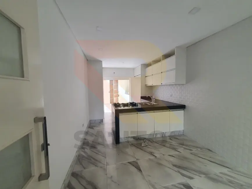 Foto 2 de Casa com 3 quartos à venda, 326m2 em Jardim Planalto, Aruja - SP