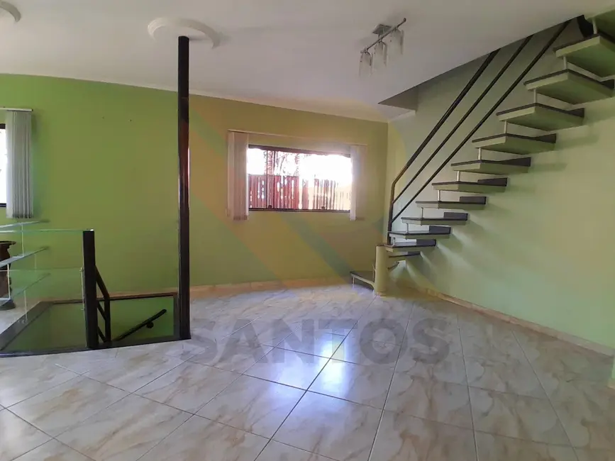 Foto 3 de Casa de Condomínio com 3 quartos à venda, 260m2 em Jardim Fazenda Rincão, Aruja - SP