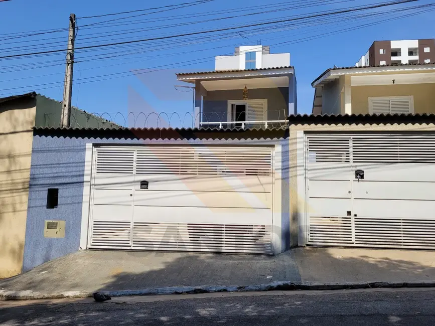 Foto 2 de Casa com 3 quartos à venda, 119m2 em Jordanópolis, Aruja - SP