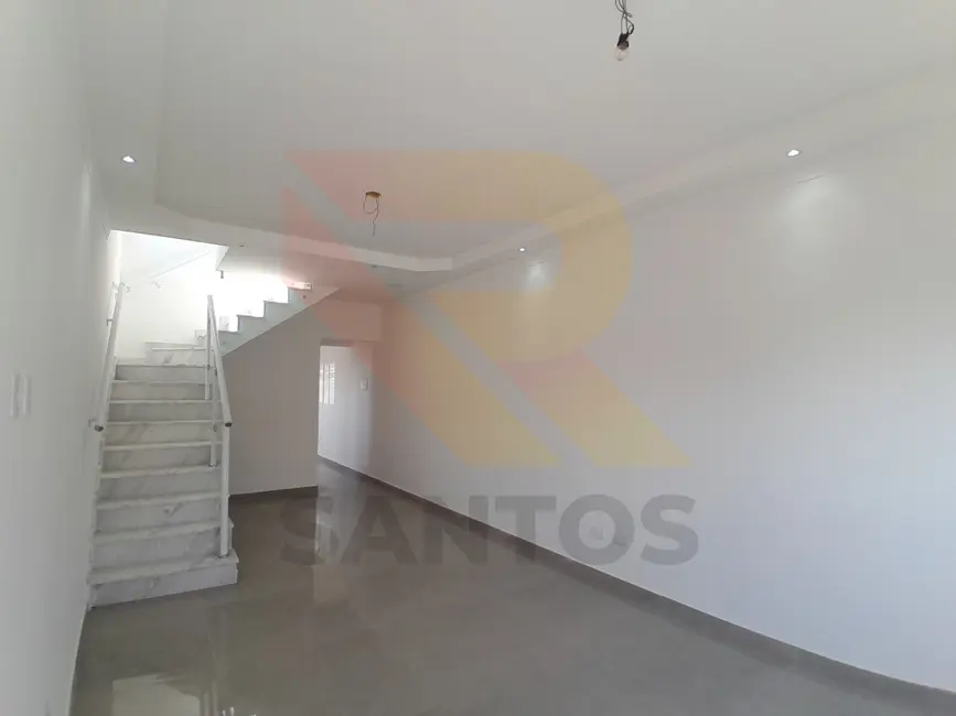 Foto 2 de Casa com 3 quartos à venda, 170m2 em Jardim São José, Aruja - SP