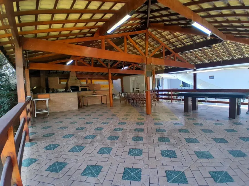 Foto 6 de Chácara com 3 quartos à venda, 300m2 em Parque dos Jacarandás, Aruja - SP