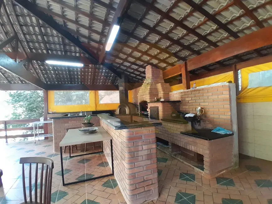 Foto 5 de Chácara com 3 quartos à venda, 300m2 em Parque dos Jacarandás, Aruja - SP