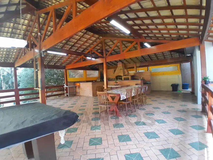 Foto 4 de Chácara com 3 quartos à venda, 300m2 em Parque dos Jacarandás, Aruja - SP