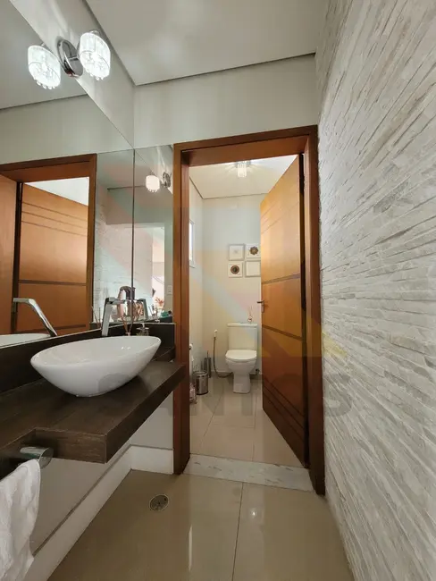 Foto 7 de Casa de Condomínio com 4 quartos à venda, 303m2 em Jardim Imperial Hills III, Aruja - SP