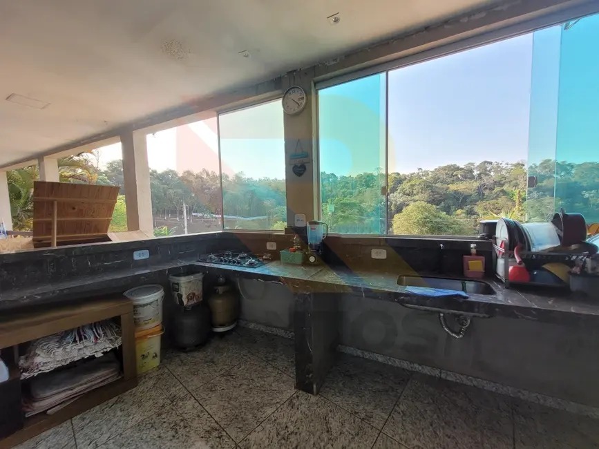Foto 3 de Chácara com 3 quartos à venda, 150m2 em Chácara Bananal, Aruja - SP