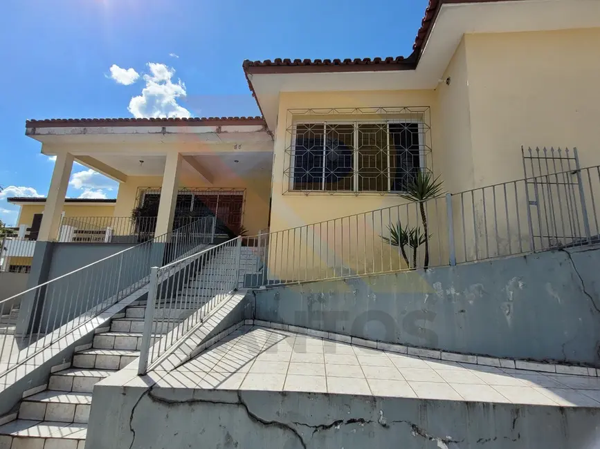 Sala Comercial com 3 quartos à venda e para alugar, 860m2 em Vila Riman, Aruja - SP - imagem 2 Foto 2 de Sala Comercial com 3 quartos à venda e para alugar, 860m2 em Vila Riman, Aruja - SP