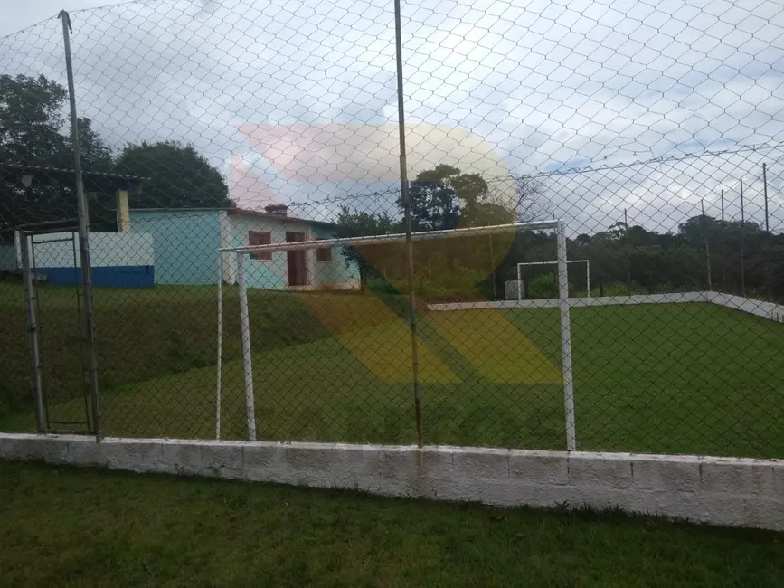 Foto 4 de Sítio / Rancho com 2 quartos à venda, 120m2 em Jardim Arujá, Aruja - SP