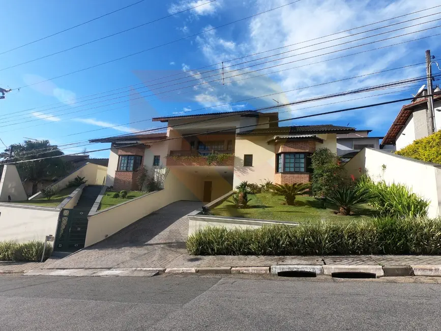Foto 1 de Casa de Condomínio com 4 quartos para alugar, 316m2 em Arujázinho IV, Aruja - SP