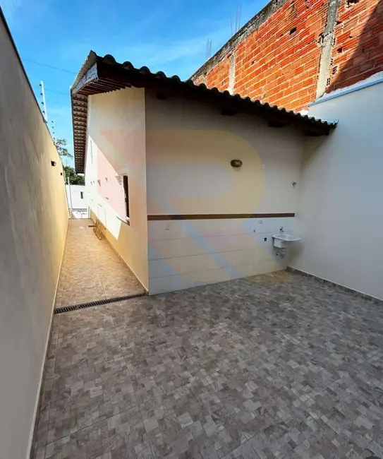 Foto 2 de Casa com 2 quartos à venda, 80m2 em Jardim Amazonas, Itaquaquecetuba - SP