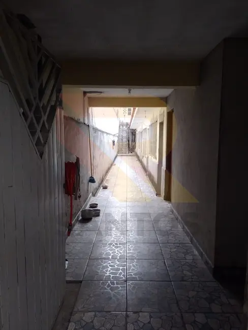 Foto 3 de Casa com 4 quartos à venda, 180m2 em Morro Branco, Itaquaquecetuba - SP