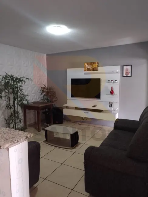 Foto 6 de Casa com 4 quartos à venda, 180m2 em Morro Branco, Itaquaquecetuba - SP