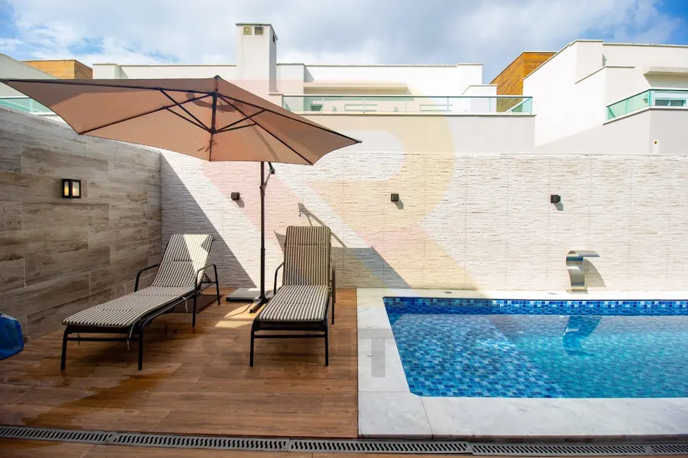 Foto 3 de Casa de Condomínio com 3 quartos à venda, 201m2 em Caputera, Aruja - SP