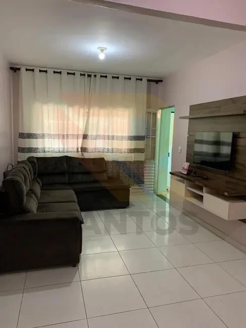 Casa com 3 quartos à venda, 125m2 em Jardim Nova Poá, Poa - SP - imagem 1 Foto 1 de Casa com 3 quartos à venda, 125m2 em Jardim Nova Poá, Poa - SP