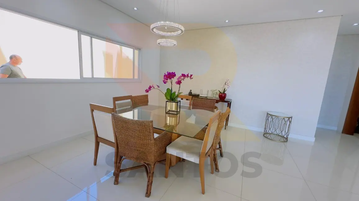 Foto 9 de Casa com 4 quartos à venda, 640m2 em Mogi Das Cruzes - SP