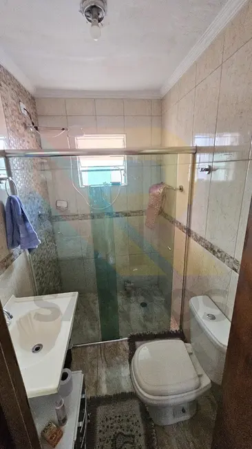 Foto 4 de Casa com 3 quartos à venda em Vila Riman, Aruja - SP