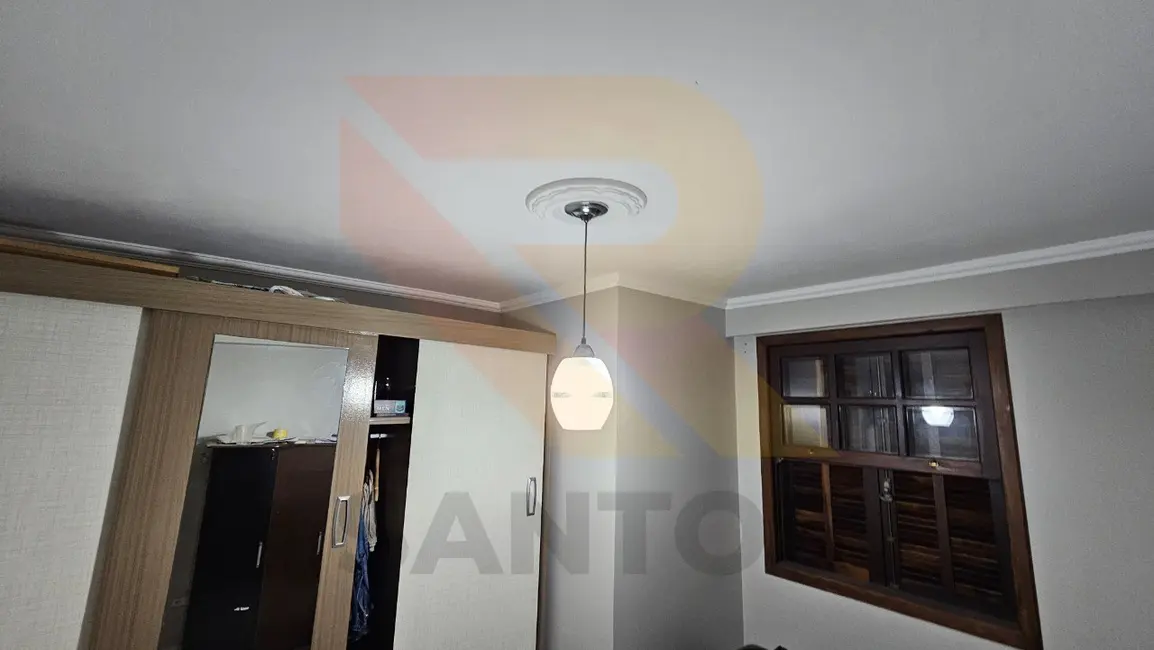 Foto 3 de Casa com 3 quartos à venda em Vila Riman, Aruja - SP