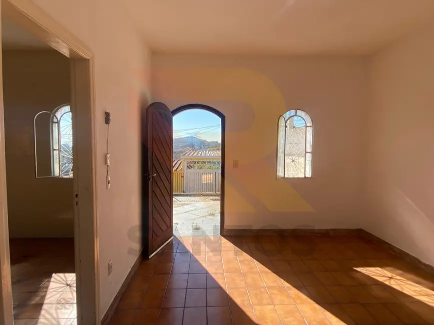 Foto 9 de Casa com 3 quartos à venda, 120m2 em Vila Pilar, Aruja - SP