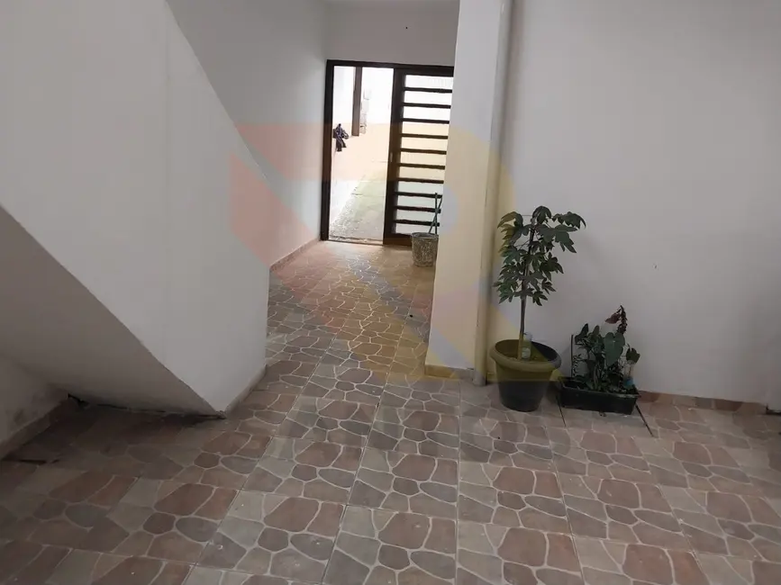 Foto 4 de Casa com 2 quartos à venda, 120m2 em Parque Rodrigo Barreto, Aruja - SP