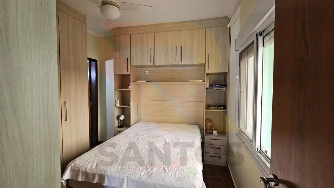 Foto 4 de Casa com 2 quartos à venda em Jardim das Cerejeiras, Aruja - SP