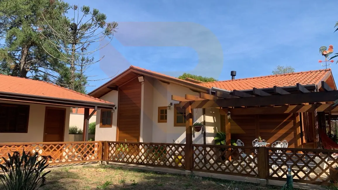 Chácara com 4 quartos à venda, 250m2 em Mogi Das Cruzes - SP - imagem 3 Foto 3 de Chácara com 4 quartos à venda, 250m2 em Mogi Das Cruzes - SP