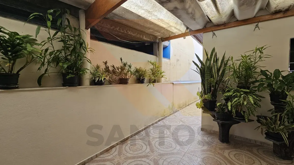 Foto 3 de Casa com 3 quartos à venda, 10m2 em Jardim das Cerejeiras, Aruja - SP