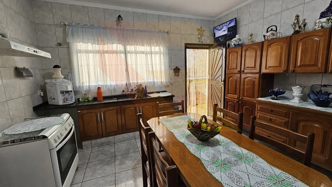 Foto 7 de Casa com 3 quartos à venda, 10m2 em Jardim das Cerejeiras, Aruja - SP