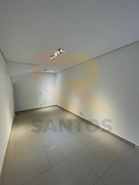 Sala Comercial para alugar, 12m2 em Vila Flora Regina, Aruja - SP - imagem 3 Foto 3 de Sala Comercial para alugar, 12m2 em Vila Flora Regina, Aruja - SP