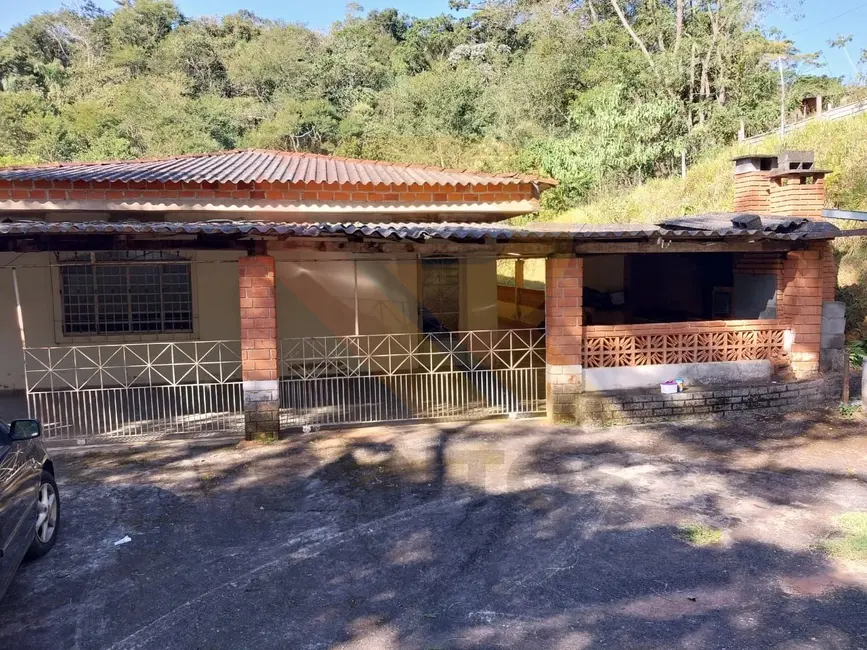 Foto 1 de Chácara com 4 quartos à venda, 6000m2 em Canjicas, Aruja - SP