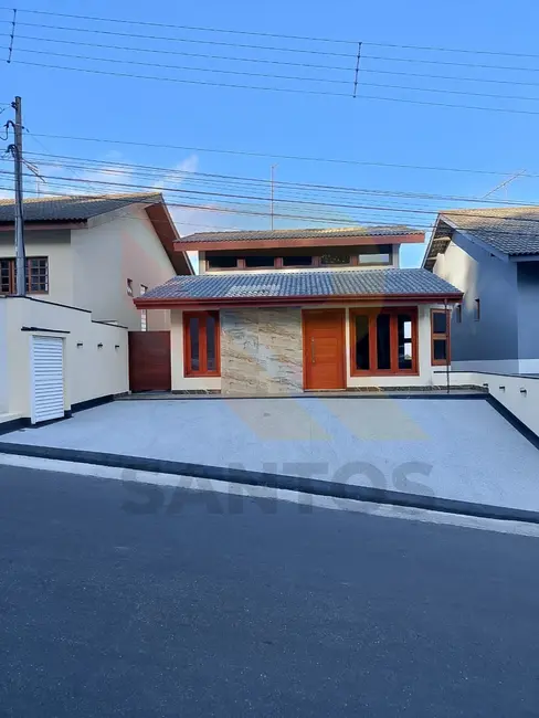 Casa de Condomínio com 3 quartos para alugar, 200m2 em Arujázinho IV, Aruja - SP - imagem 4 Foto 4 de Casa de Condomínio com 3 quartos para alugar, 200m2 em Arujázinho IV, Aruja - SP