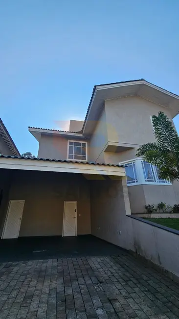 Foto 1 de Casa de Condomínio com 4 quartos à venda e para alugar, 300m2 em Aruja - SP