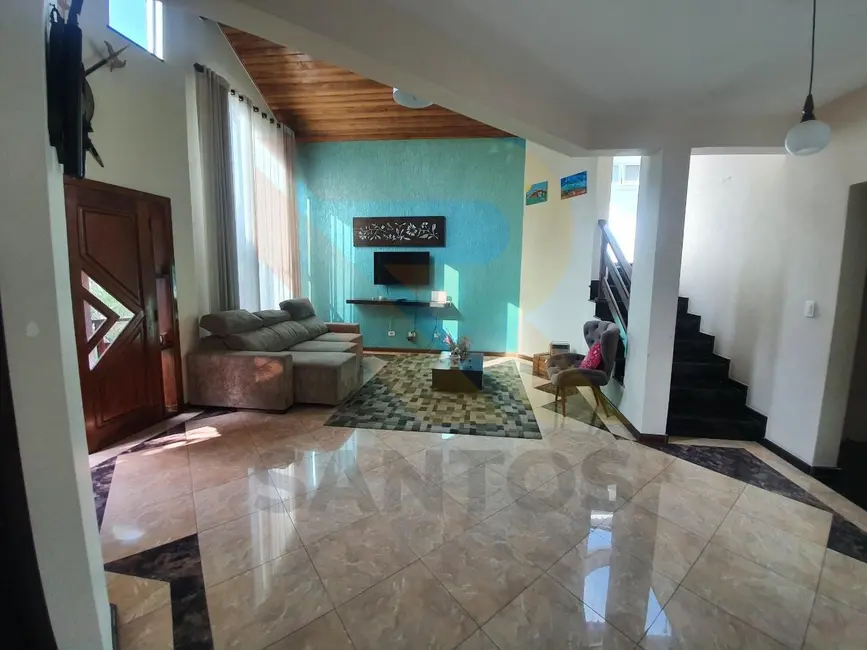 Casa de Condomínio com 4 quartos para alugar, 298m2 em Jardim Fazenda Rincão, Aruja - SP - imagem 7 Foto 7 de Casa de Condomínio com 4 quartos para alugar, 298m2 em Jardim Fazenda Rincão, Aruja - SP