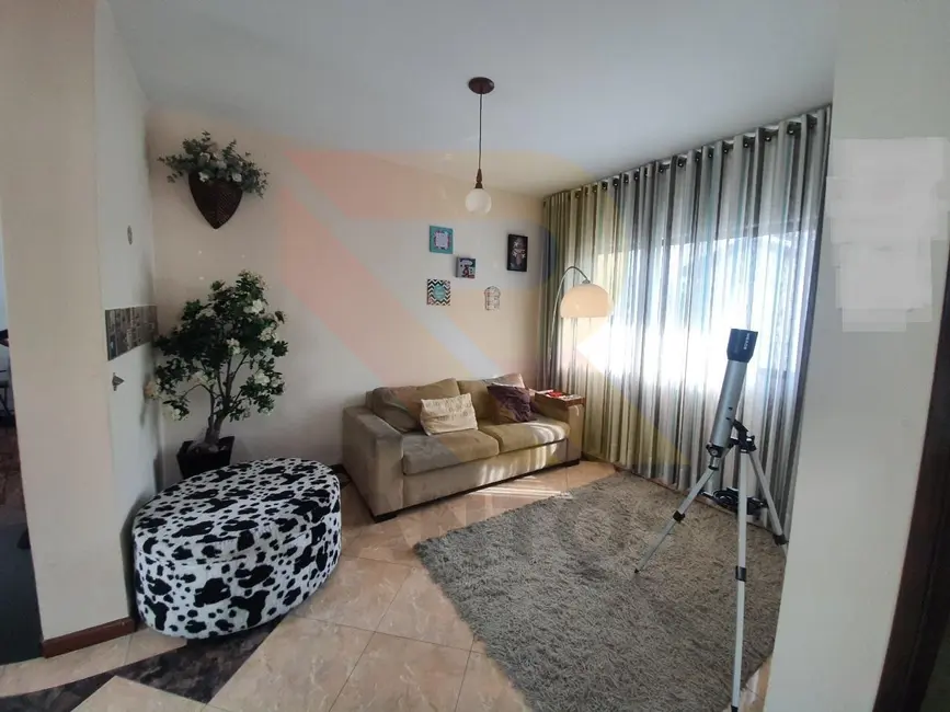 Casa de Condomínio com 4 quartos para alugar, 298m2 em Jardim Fazenda Rincão, Aruja - SP - imagem 6 Foto 6 de Casa de Condomínio com 4 quartos para alugar, 298m2 em Jardim Fazenda Rincão, Aruja - SP