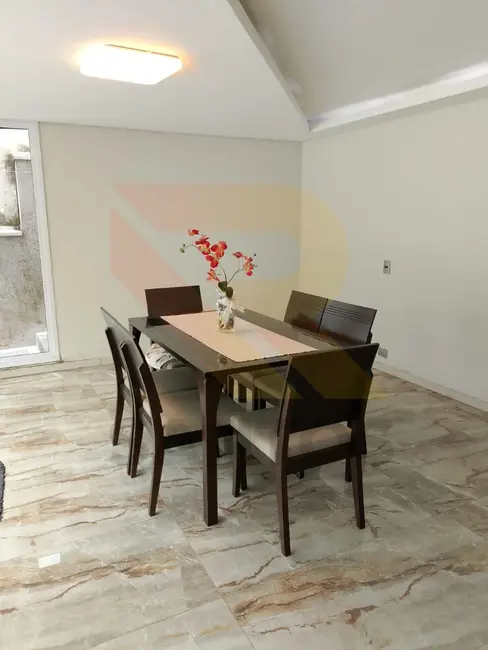 Foto 5 de Casa de Condomínio com 4 quartos para alugar, 230m2 em Jardim Fazenda Rincão, Aruja - SP