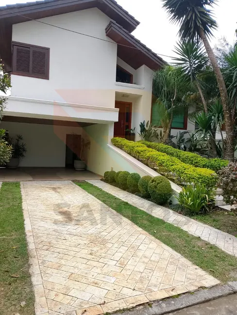 Casa de Condomínio com 3 quartos para alugar, 230m2 em Jardim Fazenda Rincão, Aruja - SP - imagem 2 Foto 2 de Casa de Condomínio com 3 quartos para alugar, 230m2 em Jardim Fazenda Rincão, Aruja - SP