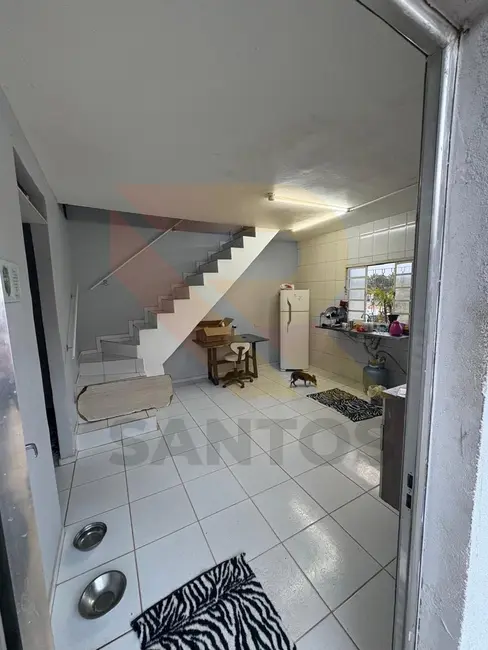 Foto 6 de Chácara com 2 quartos à venda, 1000m2 em Chácaras Vista Alegre, Aruja - SP