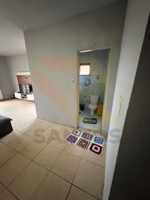 Foto 1 de Chácara com 2 quartos à venda, 1000m2 em Chácaras Vista Alegre, Aruja - SP