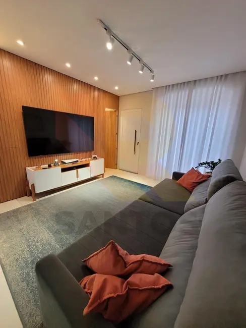 Foto 2 de Casa de Condomínio com 3 quartos à venda, 350m2 em Aruja - SP