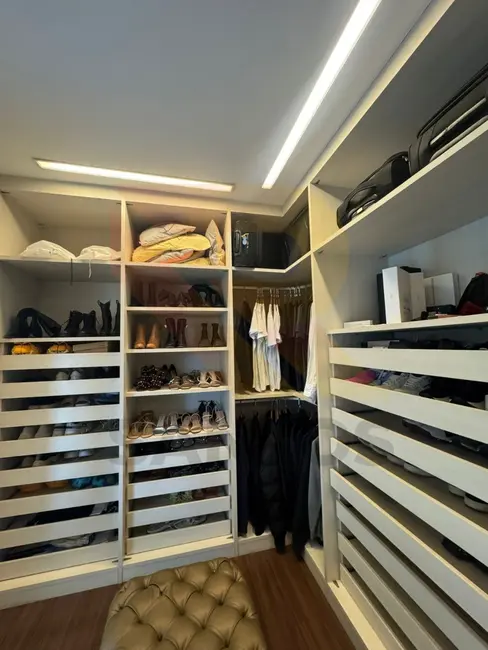 Foto 9 de Casa com 4 quartos à venda, 300m2 em Residencial Real Park, Aruja - SP