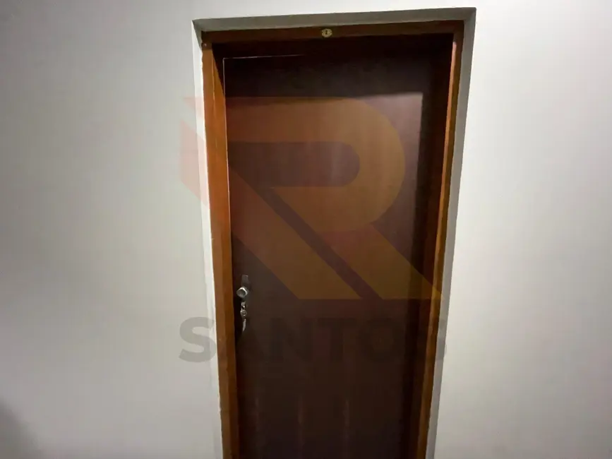 Apartamento com 1 quarto para alugar, 35m2 em Vila Riman, Aruja - SP - imagem 6 Foto 6 de Apartamento com 1 quarto para alugar, 35m2 em Vila Riman, Aruja - SP
