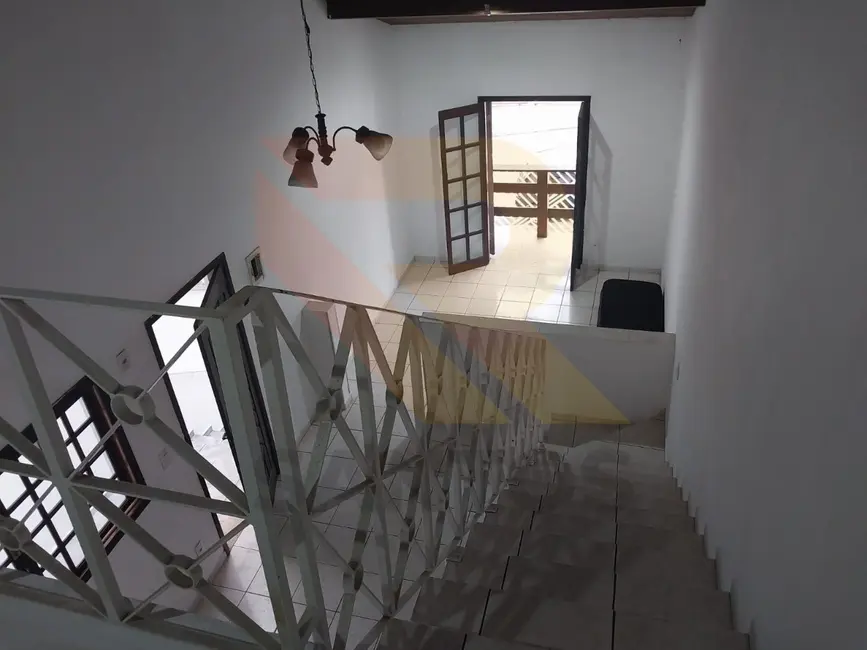 Foto 4 de Casa com 3 quartos à venda, 179m2 em Jardim Fazenda Rincão, Aruja - SP