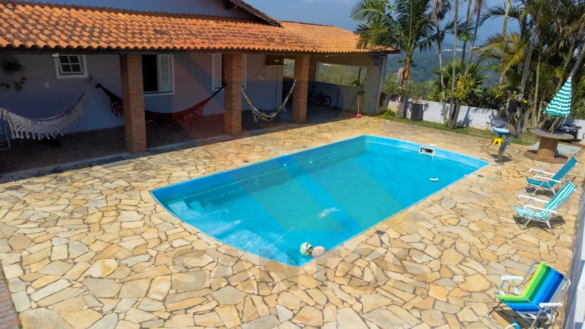 Foto 1 de Casa com 6 quartos à venda, 400m2 em Mirante do Arujá, Aruja - SP