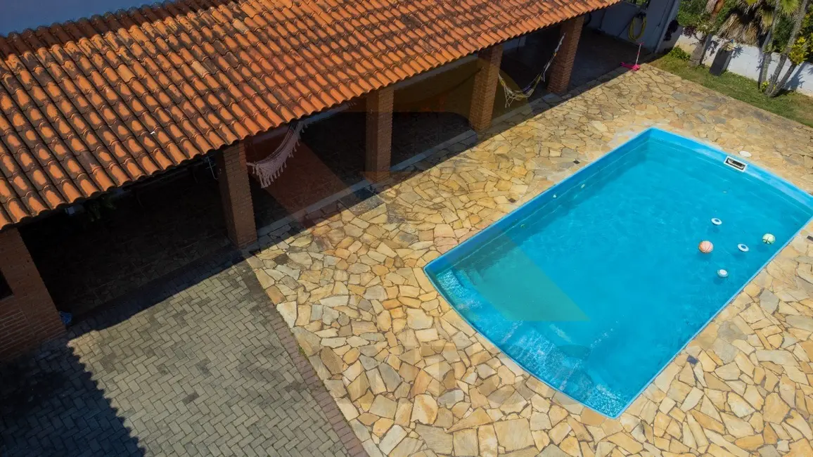 Foto 3 de Casa com 6 quartos à venda, 400m2 em Mirante do Arujá, Aruja - SP