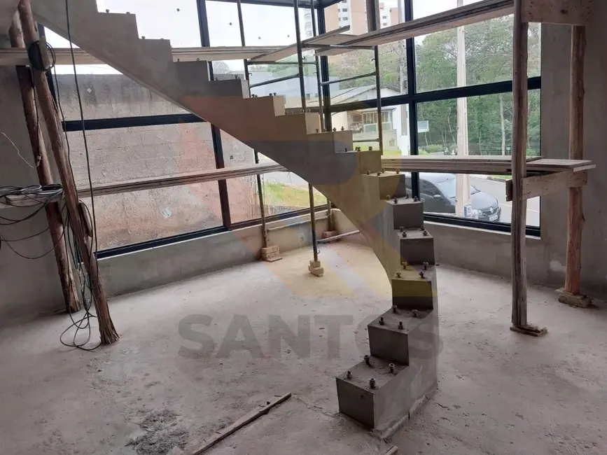 Foto 3 de Casa com 4 quartos à venda, 450m2 em Caputera, Aruja - SP