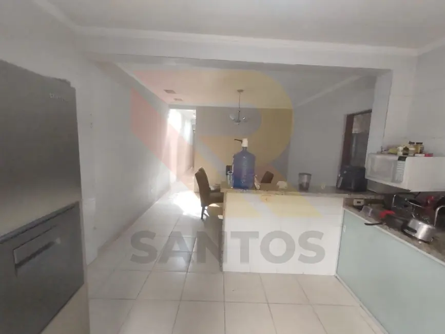 Foto 6 de Casa com 4 quartos à venda, 876m2 em Parque Rodrigo Barreto, Aruja - SP