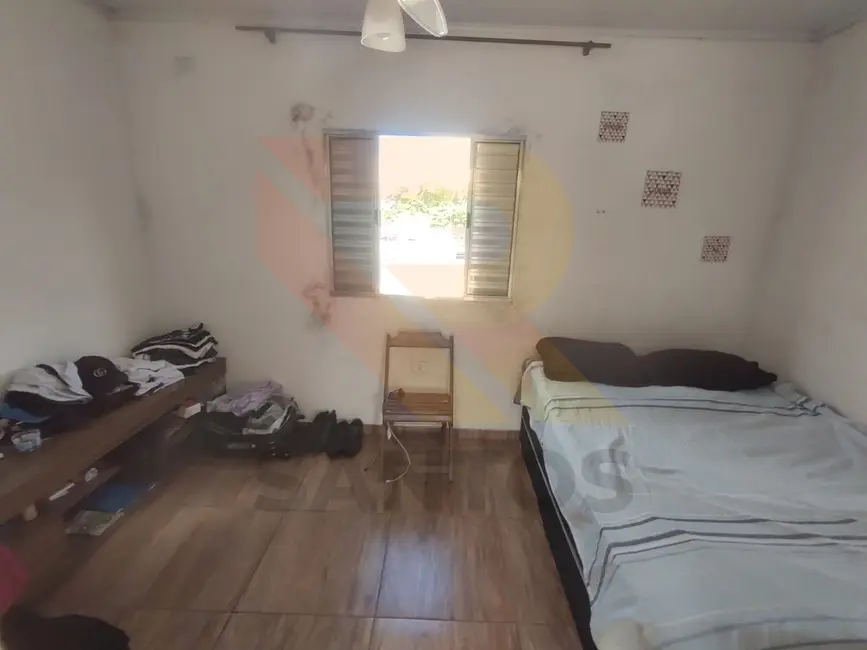 Foto 3 de Casa com 4 quartos à venda, 876m2 em Parque Rodrigo Barreto, Aruja - SP