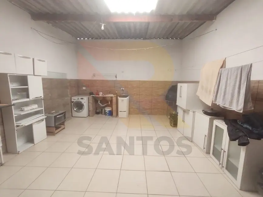 Foto 4 de Casa com 4 quartos à venda, 876m2 em Parque Rodrigo Barreto, Aruja - SP