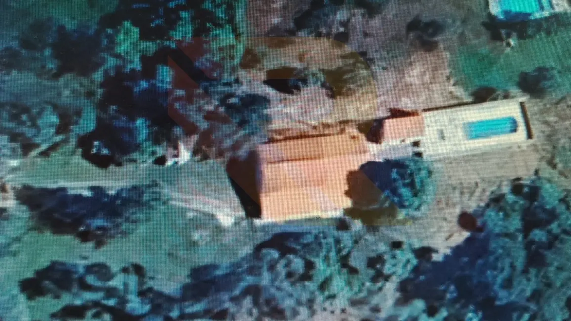 Foto 5 de Chácara com 2 quartos à venda, 73m2 em Chácaras Rurais Guararema, Jacarei - SP