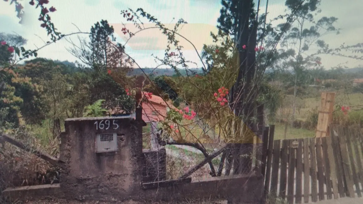 Foto 7 de Chácara com 2 quartos à venda, 73m2 em Chácaras Rurais Guararema, Jacarei - SP