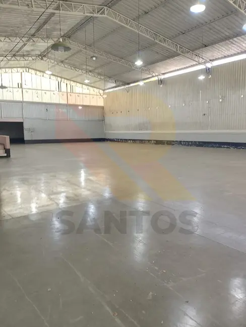 Armazém / Galpão para alugar, 1000m2 em Barbosas, Aruja - SP - imagem 1 Foto 1 de Armazém / Galpão para alugar, 1000m2 em Barbosas, Aruja - SP
