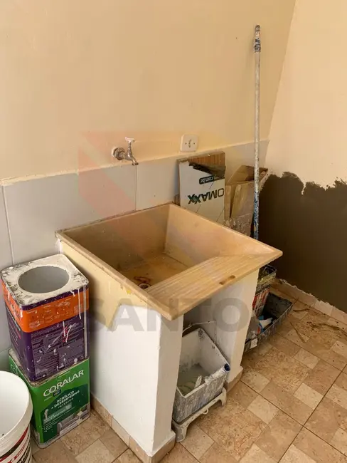 Casa com 2 quartos para alugar, 80m2 em Barbosas, Aruja - SP - imagem 4 Foto 4 de Casa com 2 quartos para alugar, 80m2 em Barbosas, Aruja - SP